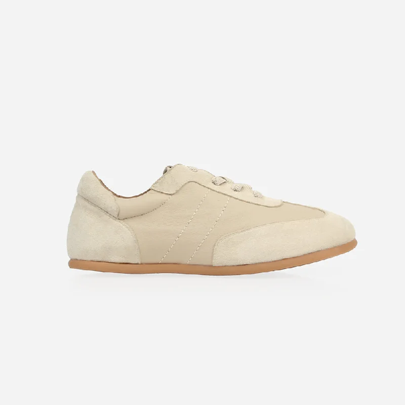 The Matchpoint Sneaker Oatmeal Pebble